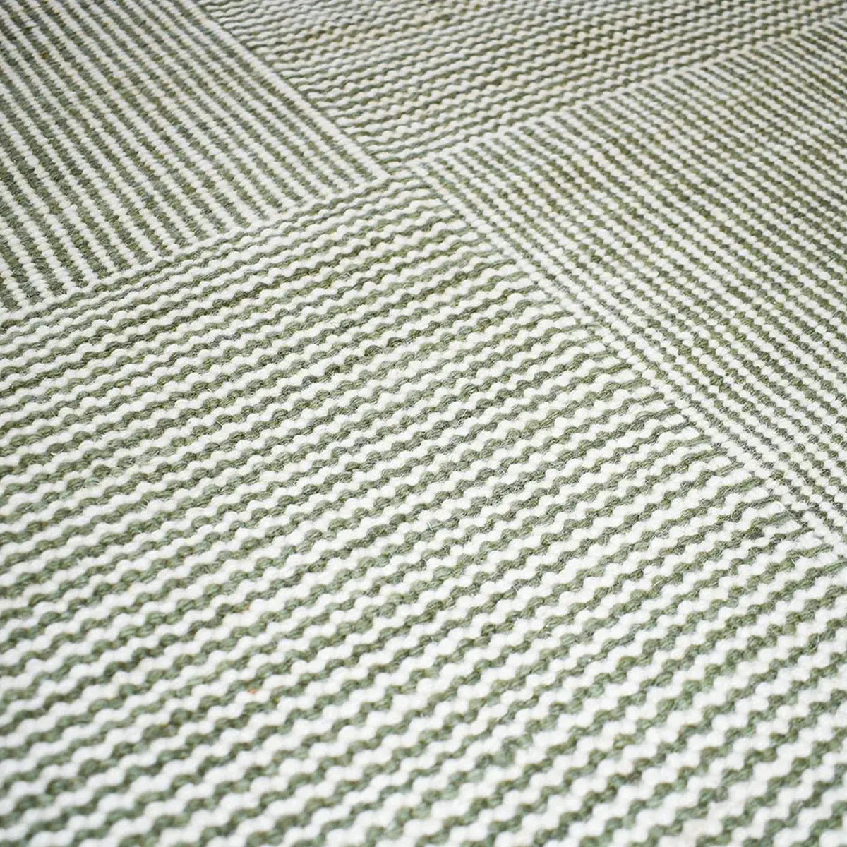 Braid Box Rug - Sage 250cm x 350cm